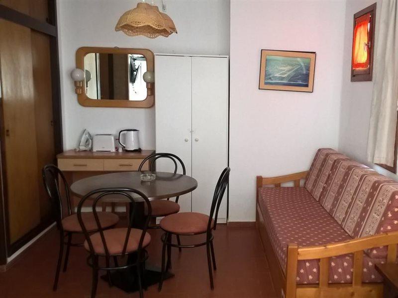 Apartamentos Del Rey Portinatx Exterior photo
