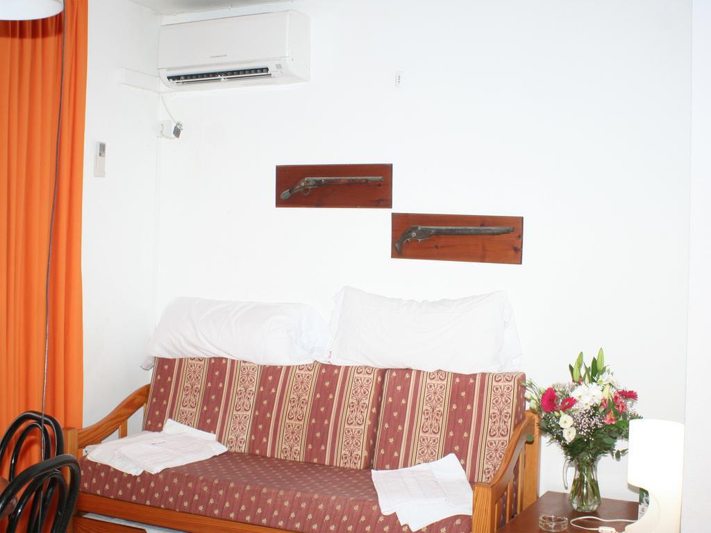 Apartamentos Del Rey Portinatx Exterior photo